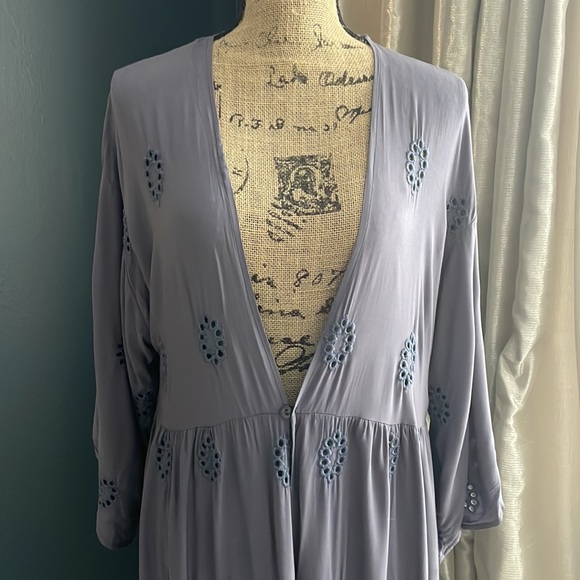 Purple Robe Size Small - Picture 5 of 7